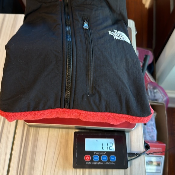 The North Face 1/2 Zip Pullover Men’s Black Red Large - Picture 9 of 9